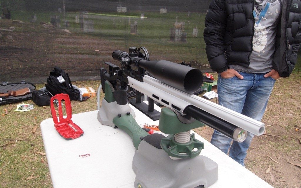 Primeros rifles para FT a 16 julios en el club…. 2013